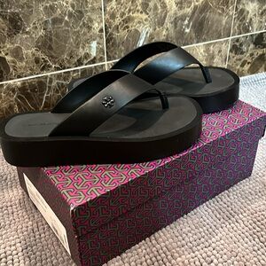 💜 TORY BURCH 💜 NIB Black Nappa Leather Platform Flip Flop Size 7